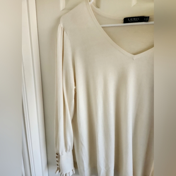 Lauren Ralph Lauren Knit V-Neck Sweater Ruffle Sleeves Gold Button Accents 1X - Picture 4 of 10